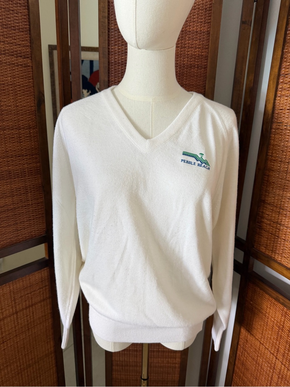 Vintage Lady Pickering Pebble Beach V-Neck Sweater large